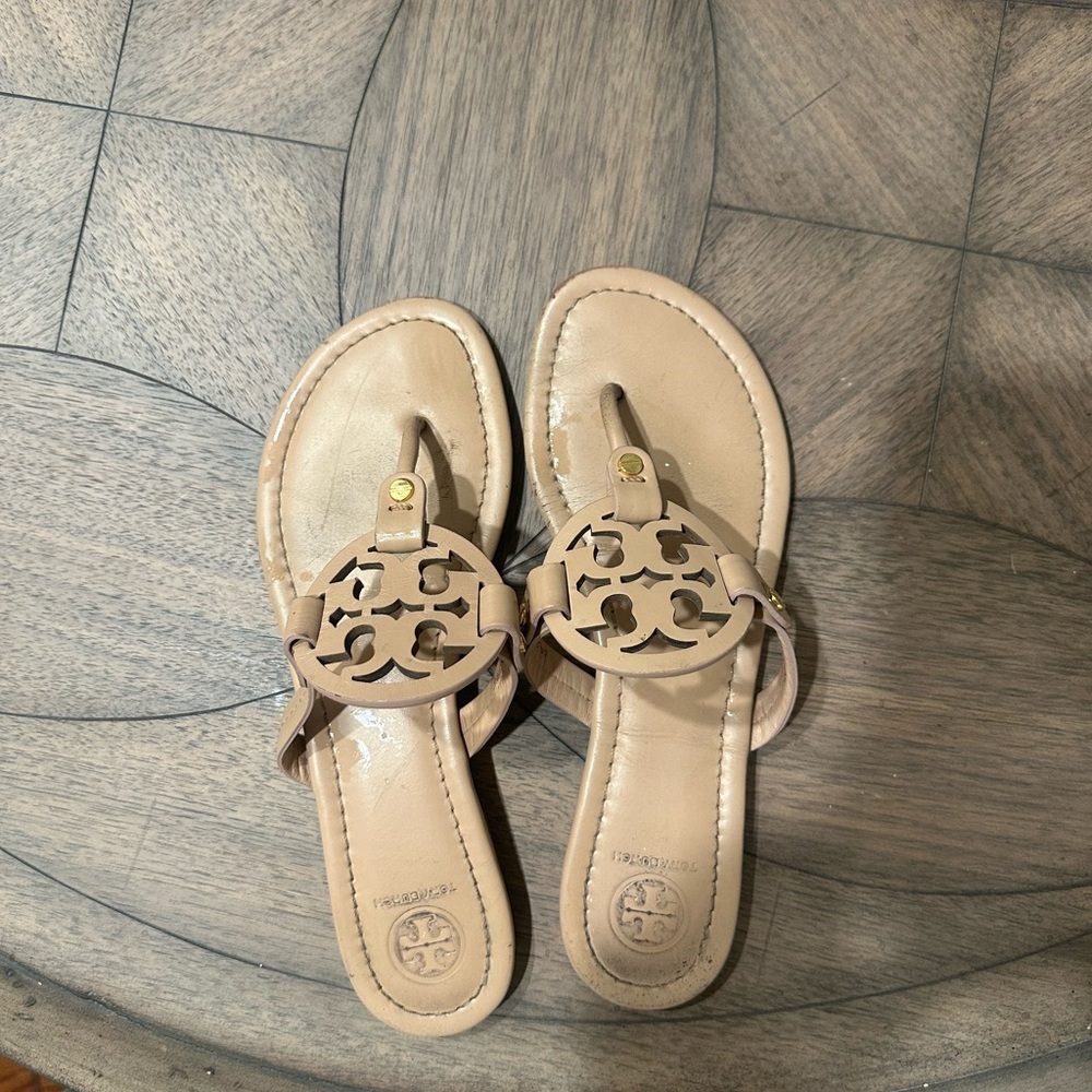 Tory Burch Women's Beige Sandals - Picture 4 of 4